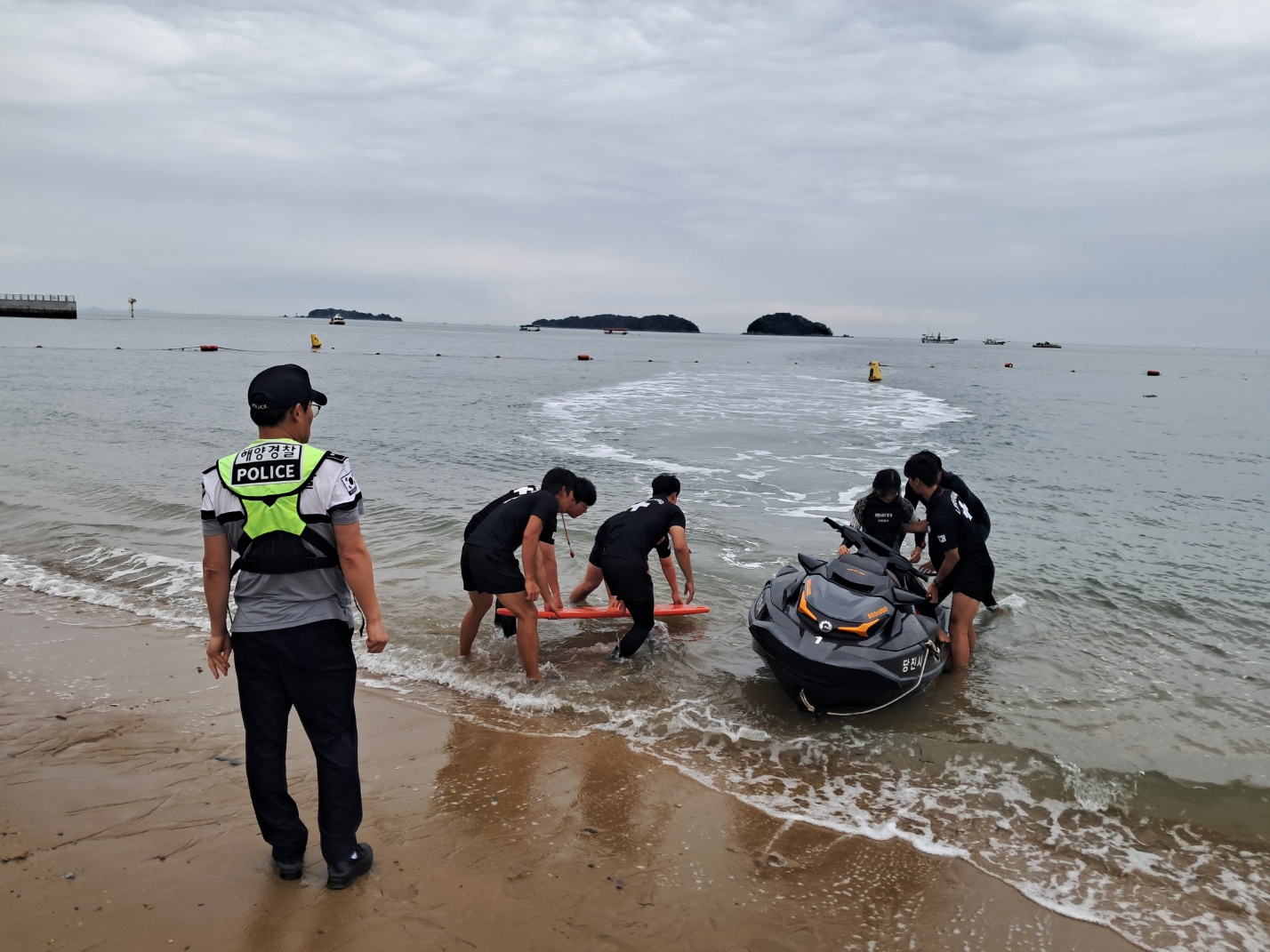 당진도시공사, 당진시 &middot; 평택해경 당진파출소와 왜목마을 해수욕장 합동 구조 훈련 실시(3)