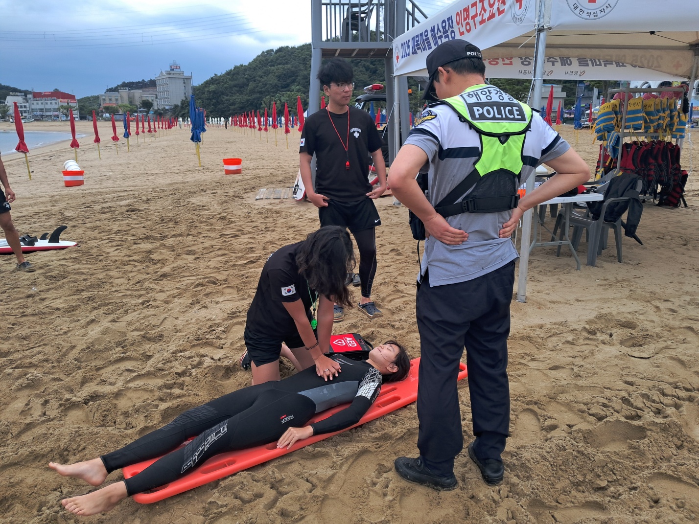 당진도시공사, 당진시 &middot; 평택해경 당진파출소와 왜목마을 해수욕장 합동 구조 훈련 실시(2)
