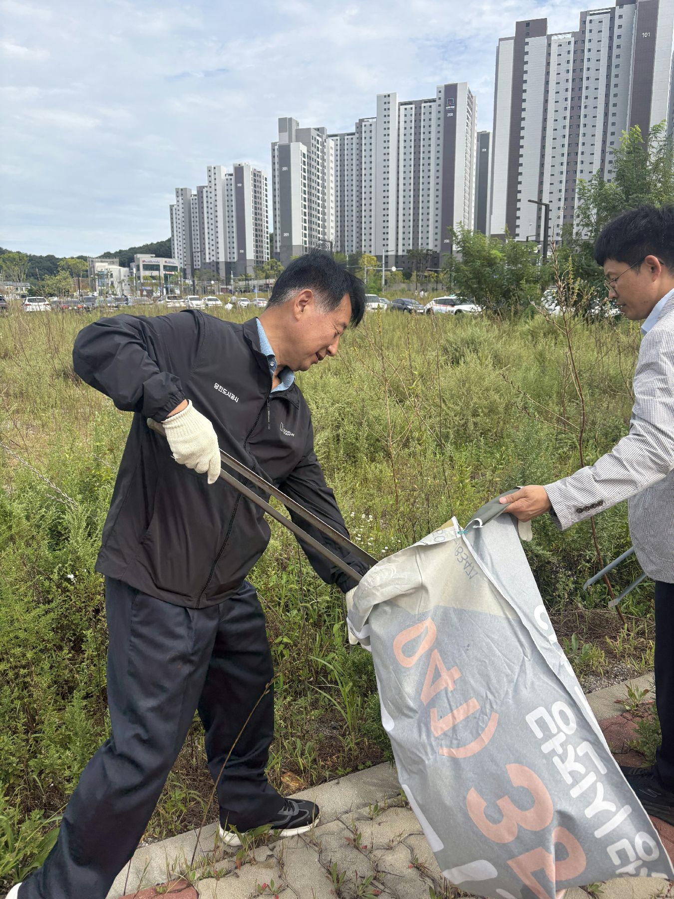 당진도시공사,대한민국 새단장 대청결활동 참여(2)